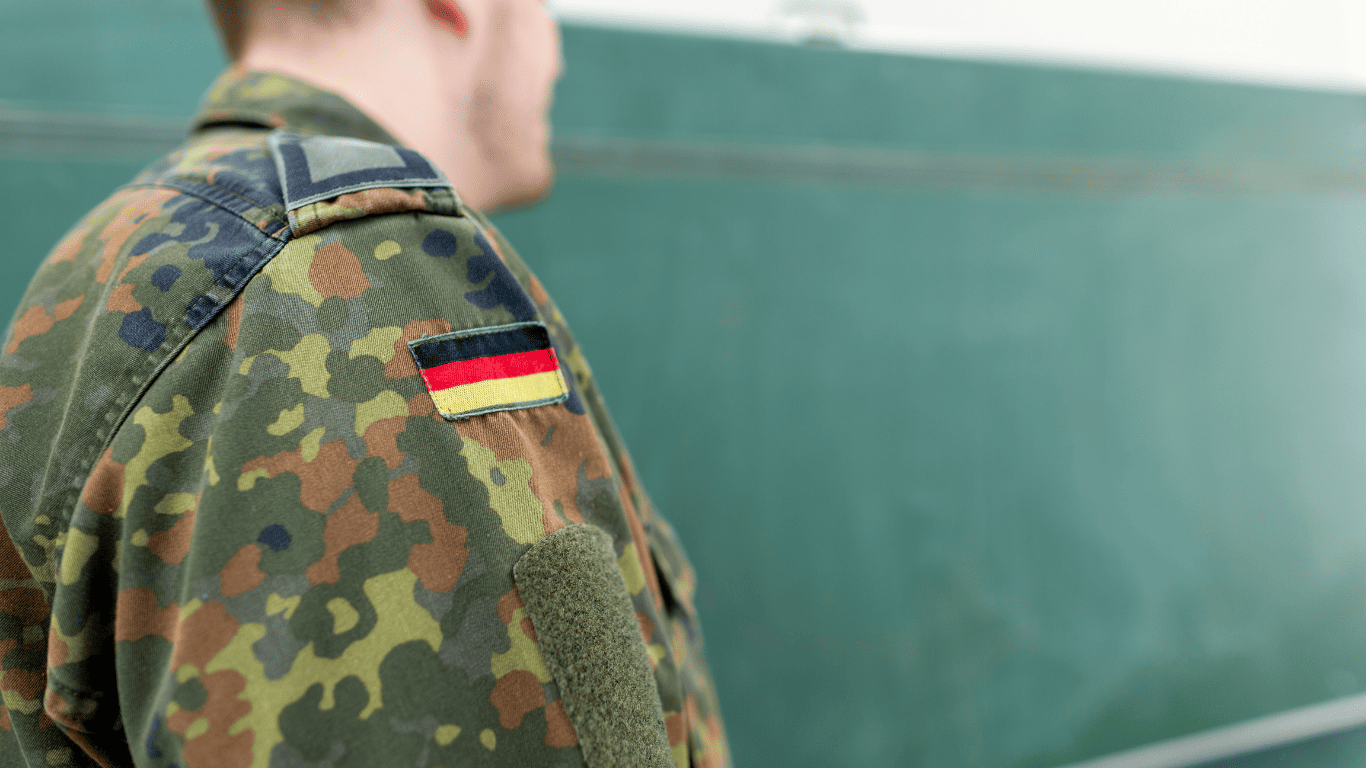 Berlim Retoma as Armas: O Rearmamento Alemão e a Reconfiguração da Ordem Europeia