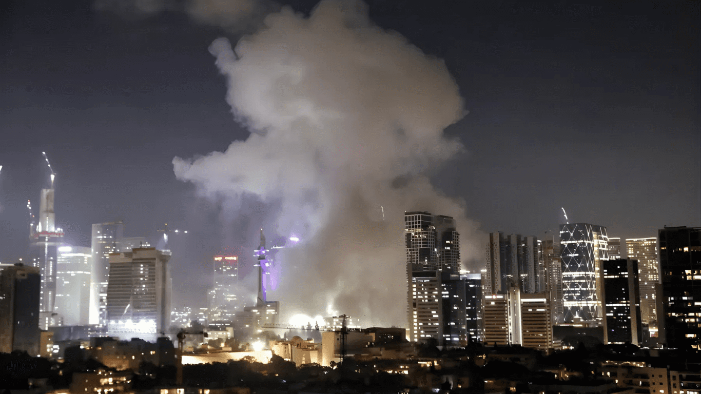 Tel Aviv atacada por drones iranianos - Reprodução